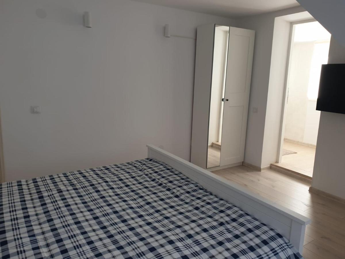 Casa Aris Lepsa Vrancea Hotell Exteriör bild