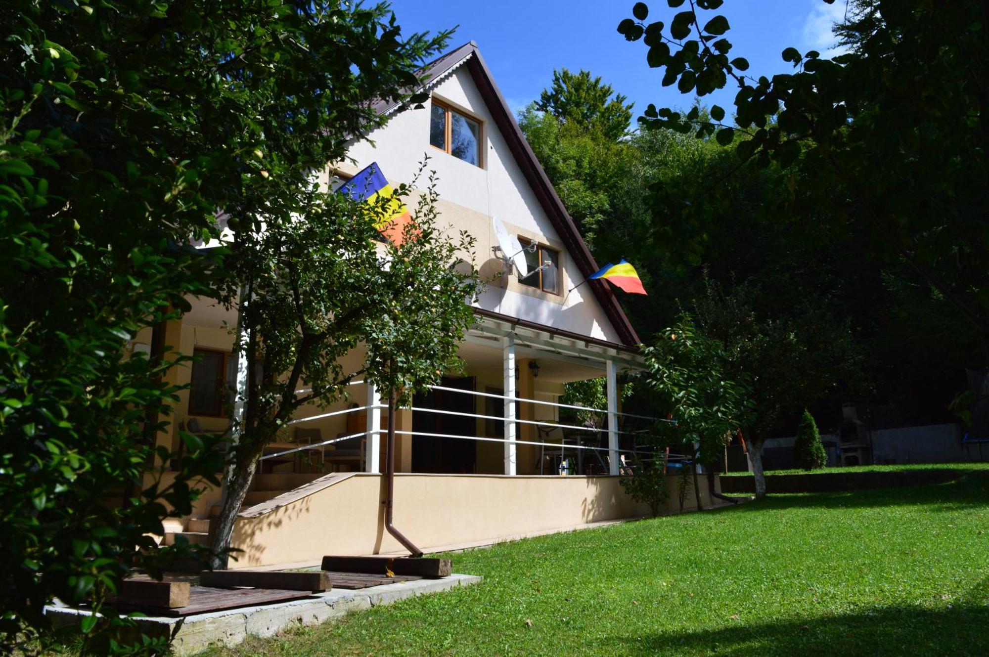 Casa Aris Lepsa Vrancea Hotell Exteriör bild